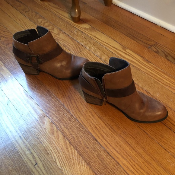 ALDO | Brown Booties 8.5 - Picture 4 of 7